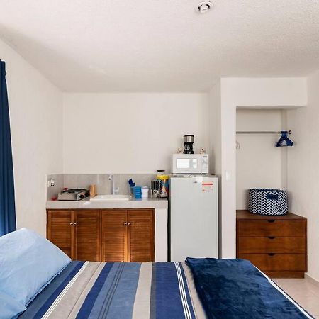 Micro Studio Perfect For Backpackers, Couples, 3 Min Drive To Playa El Nino แคนคูน ภายนอก รูปภาพ